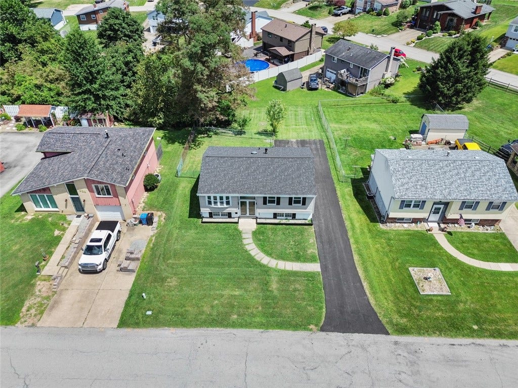 533 Elmview Dr, Elizabeth, PA 15037