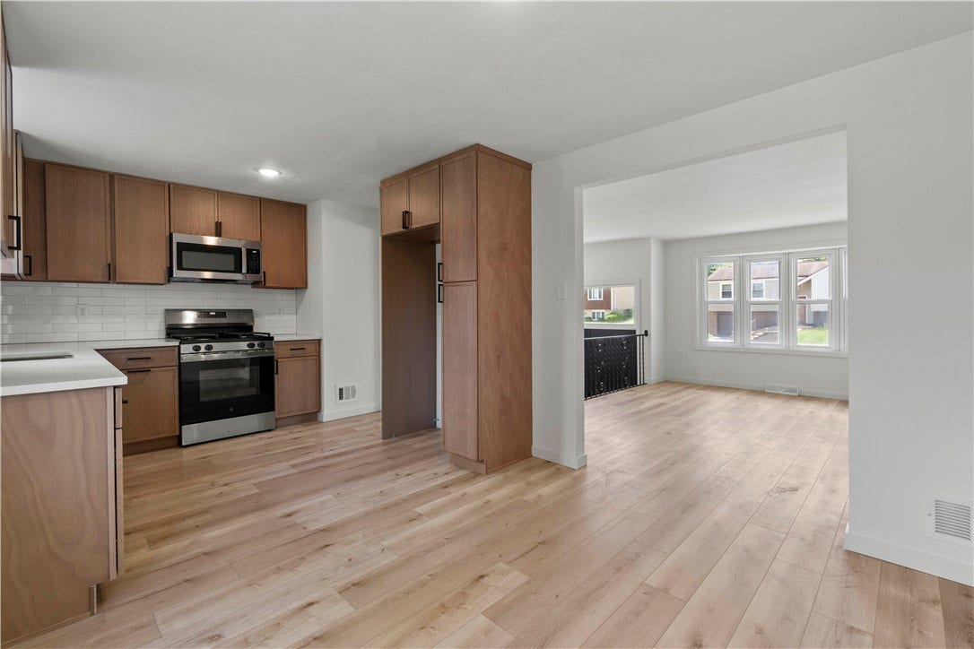 533 Elmview Dr, Elizabeth, PA 15037