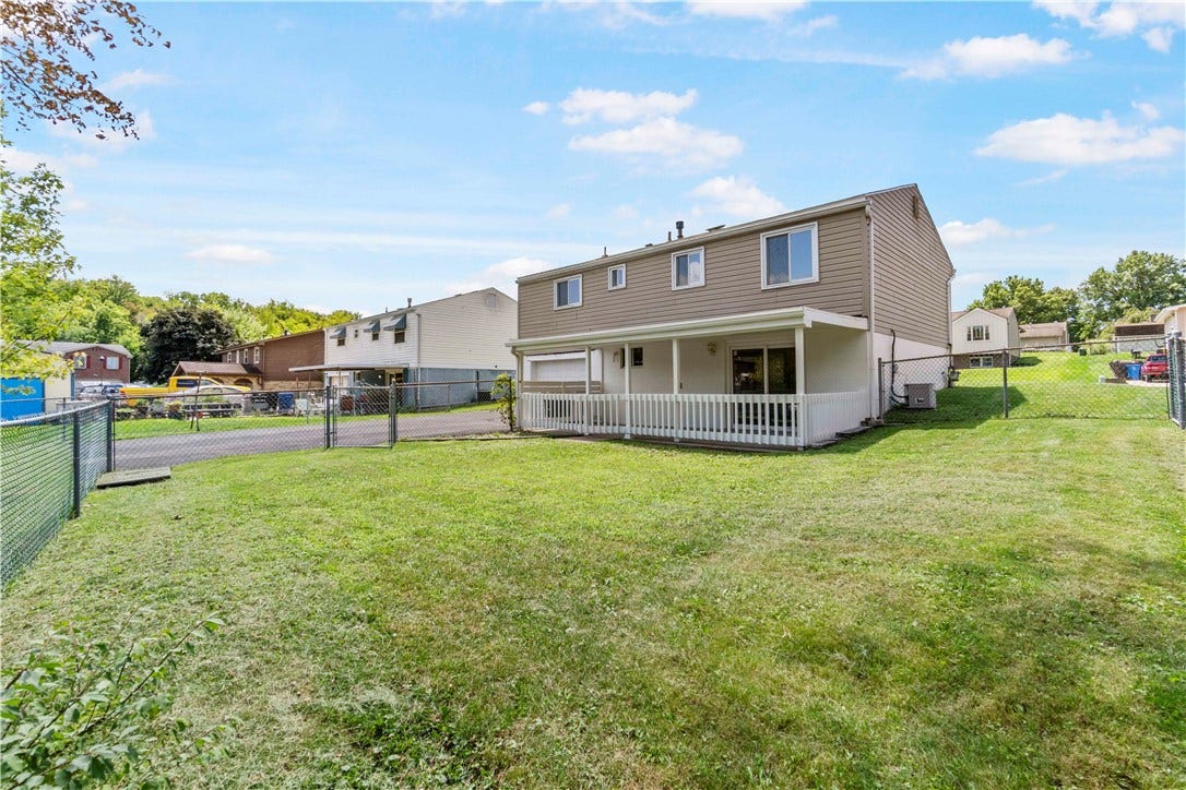 533 Elmview Dr, Elizabeth, PA 15037