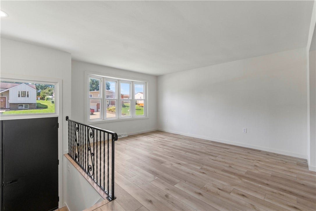 533 Elmview Dr, Elizabeth, PA 15037