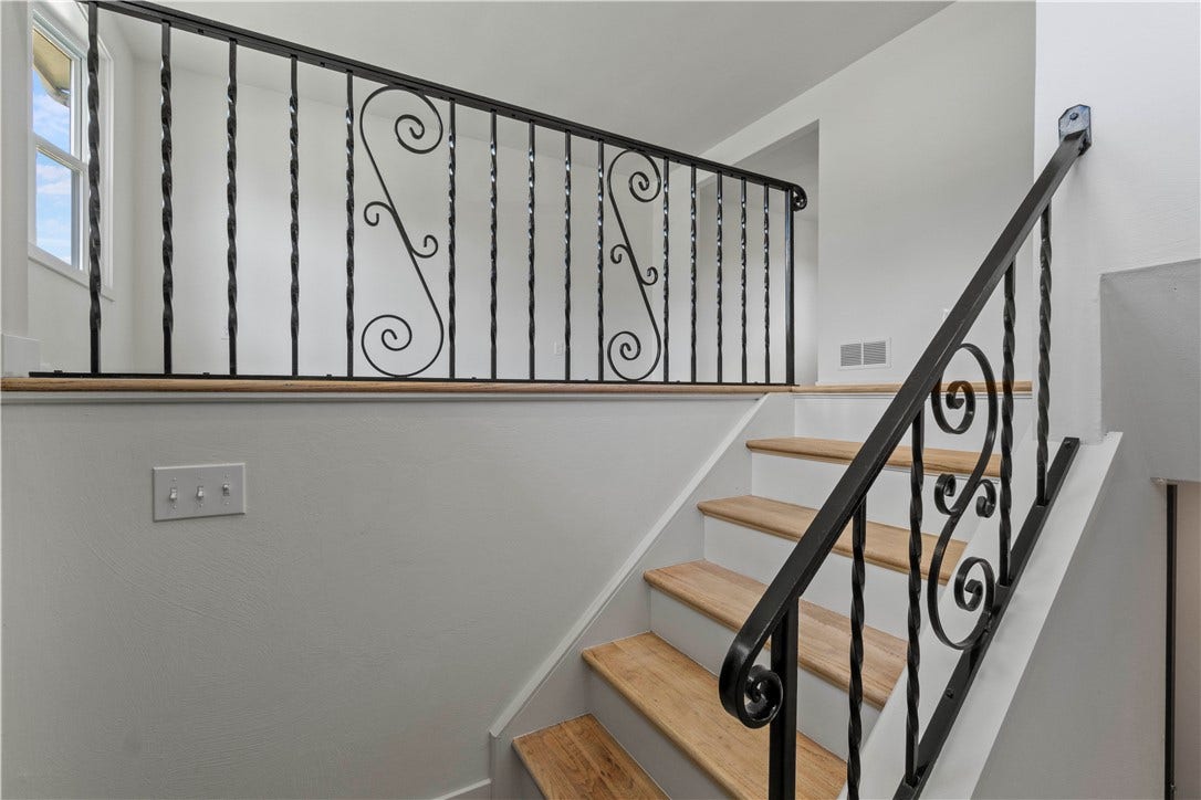 533 Elmview Dr, Elizabeth, PA 15037