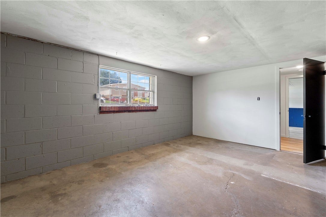 533 Elmview Dr, Elizabeth, PA 15037