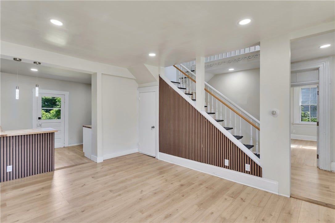 1046 Highland, Greensburg, PA 15601