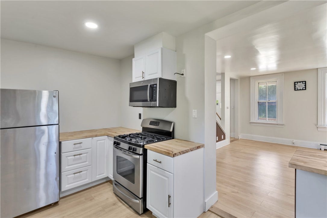 1046 Highland, Greensburg, PA 15601