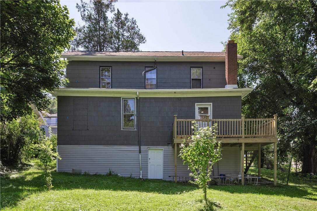 1046 Highland, Greensburg, PA 15601