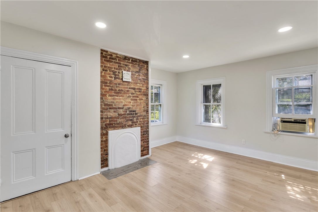 1046 Highland, Greensburg, PA 15601