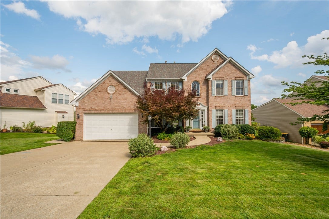 Welcome to 197 Valley View Dr.