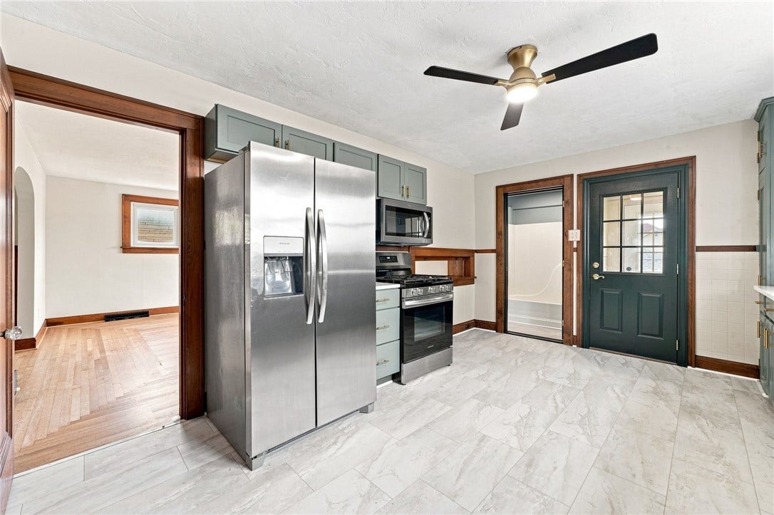 118 PRICE ST, Belle Vernon, PA 15012
