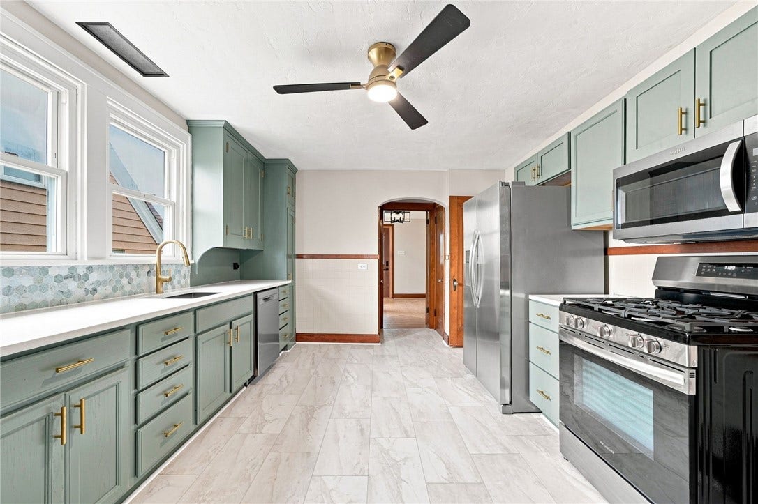 118 PRICE ST, Belle Vernon, PA 15012