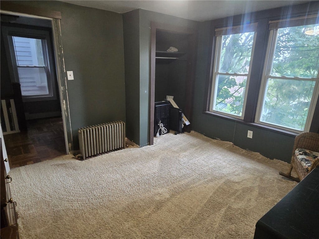 344 N Pennsylvania Ave, Greensburg, PA 15601