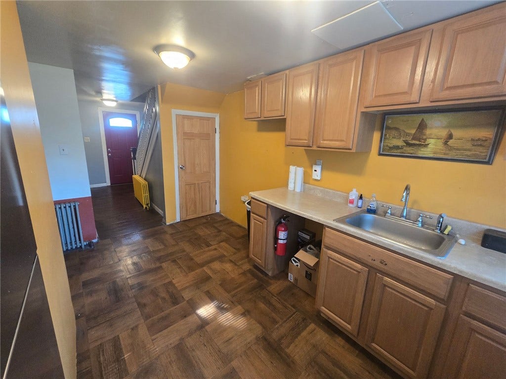 344 N Pennsylvania Ave, Greensburg, PA 15601