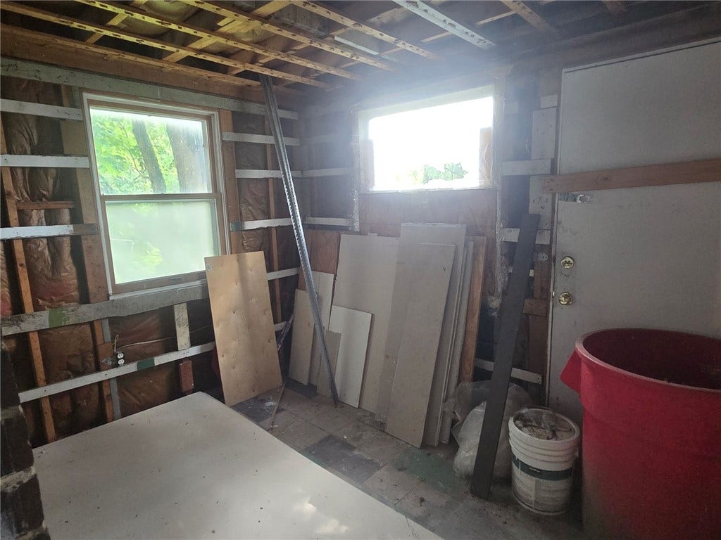 344 N Pennsylvania Ave, Greensburg, PA 15601