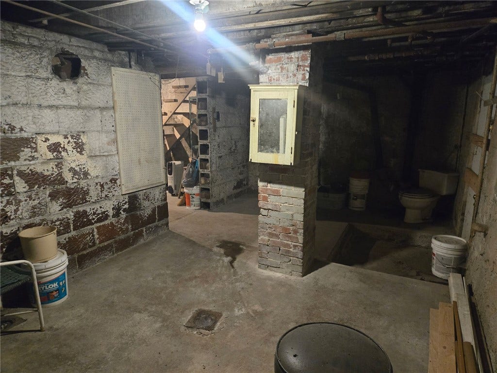 344 N Pennsylvania Ave, Greensburg, PA 15601