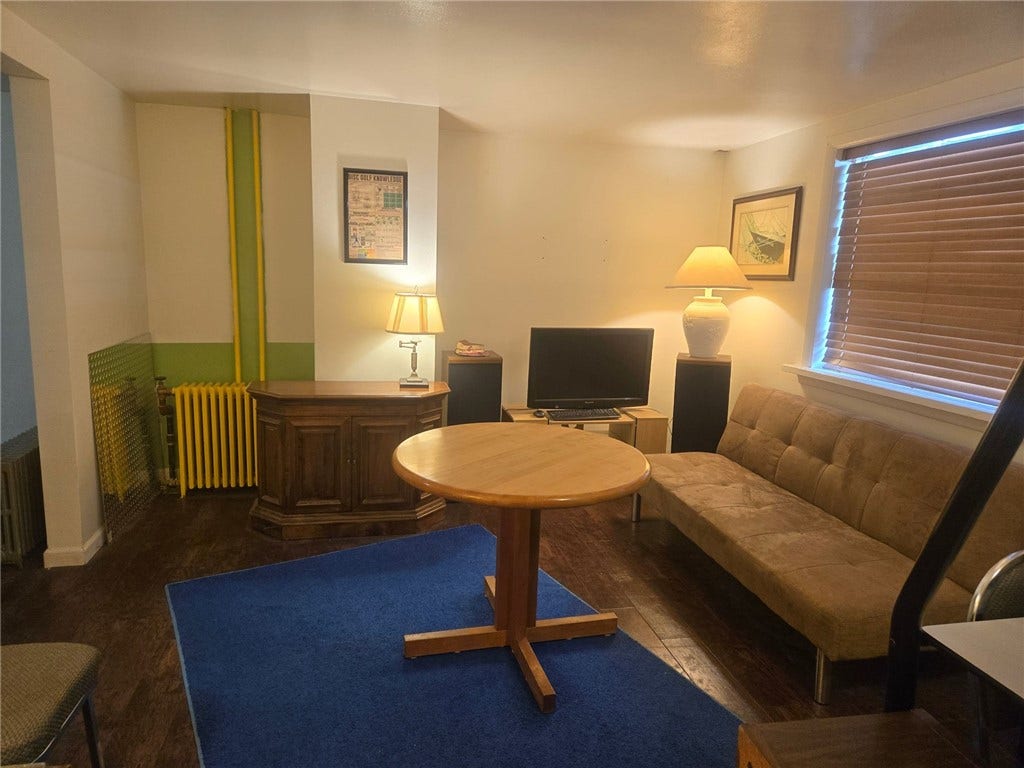344 N Pennsylvania Ave, Greensburg, PA 15601