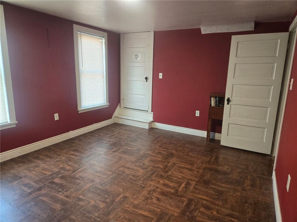 344 N Pennsylvania Ave, Greensburg, PA 15601