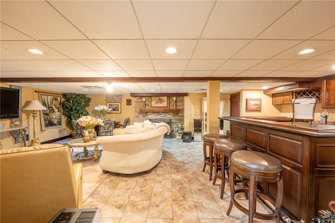 183 Ransel Rd, Latrobe, PA 15650