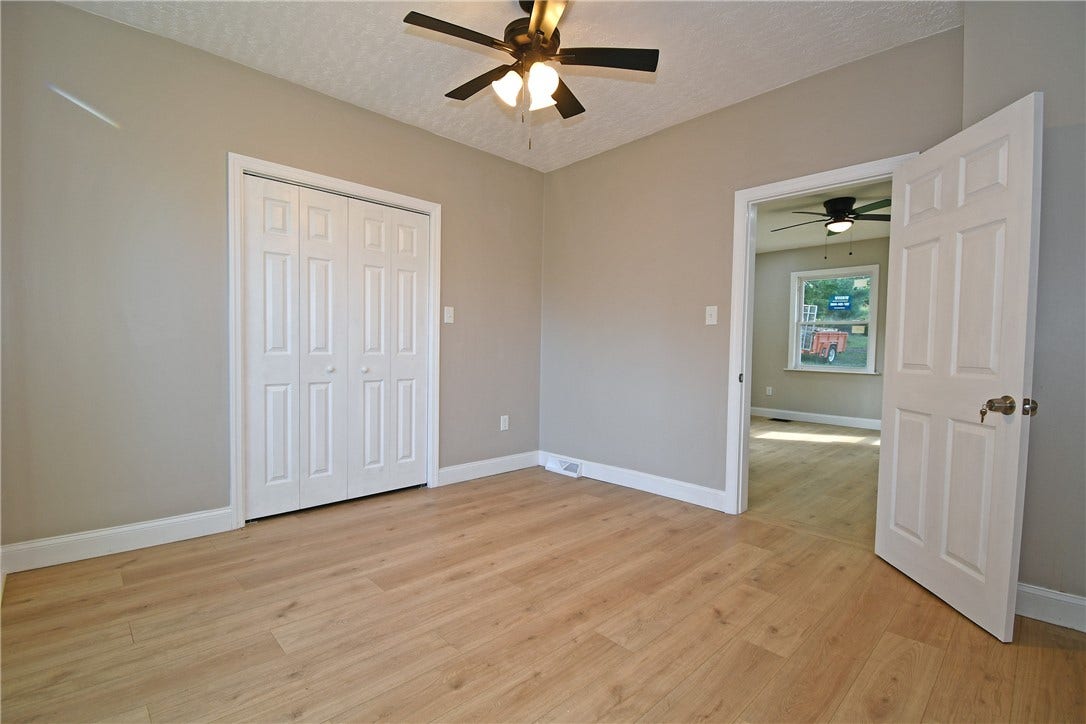 1st Floor bedroom/den