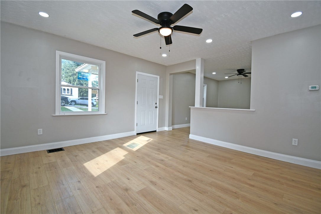 28 Farley St, Washington, PA 15301