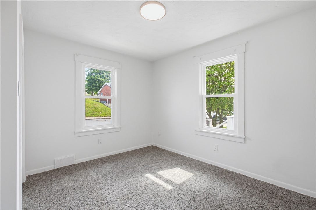 20 2nd St., Irwin, PA 15642