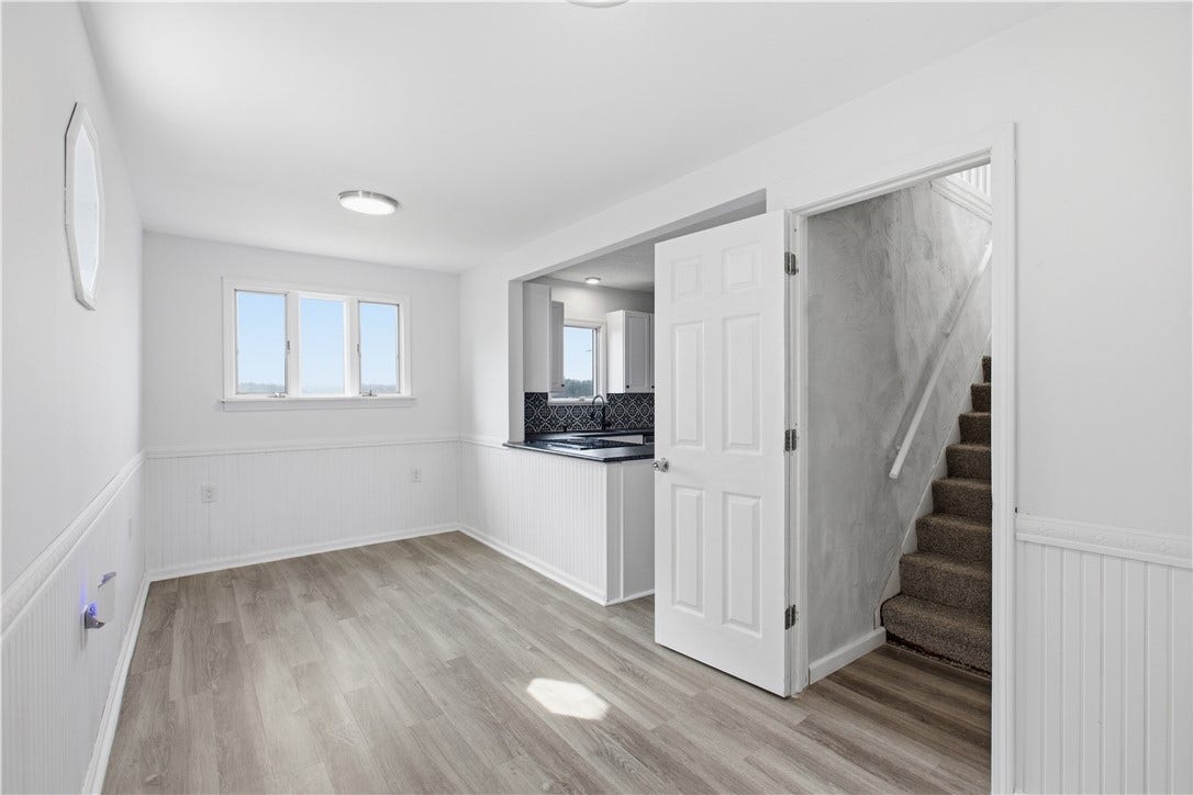 20 2nd St., Irwin, PA 15642