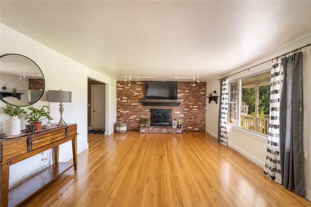 186 Roskovensky Rd, Latrobe, PA 15650