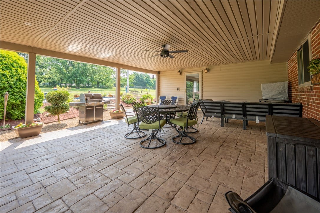 186 Roskovensky Rd, Latrobe, PA 15650