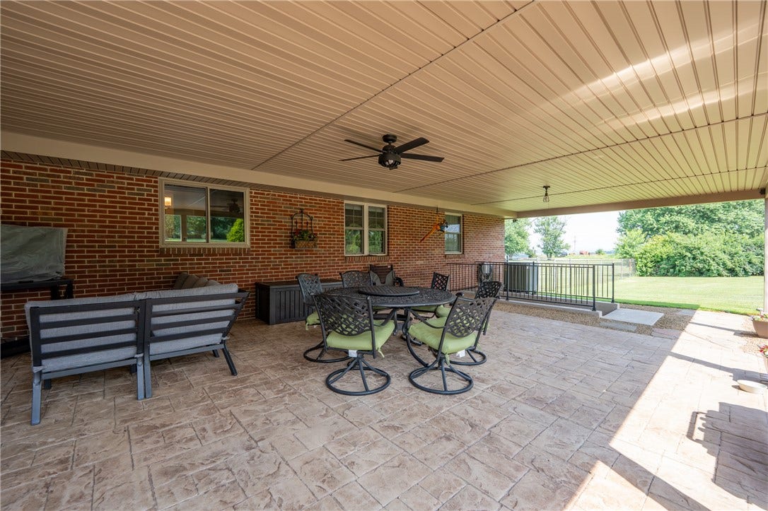 186 Roskovensky Rd, Latrobe, PA 15650