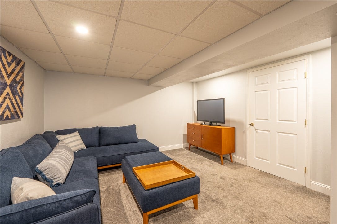 186 Roskovensky Rd, Latrobe, PA 15650