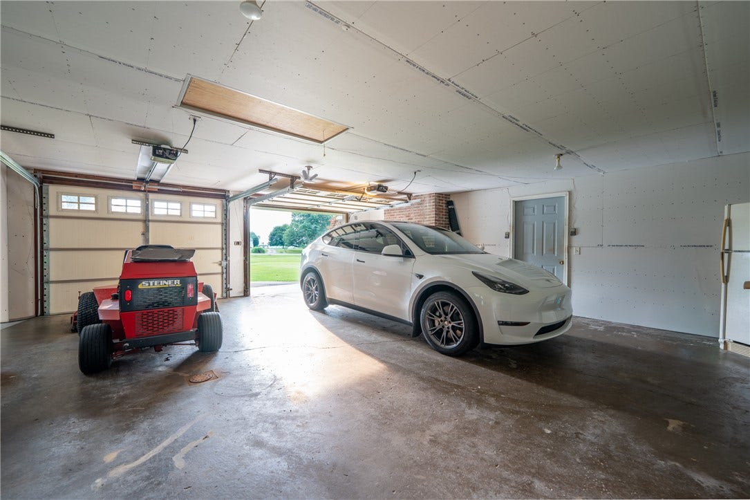 186 Roskovensky Rd, Latrobe, PA 15650