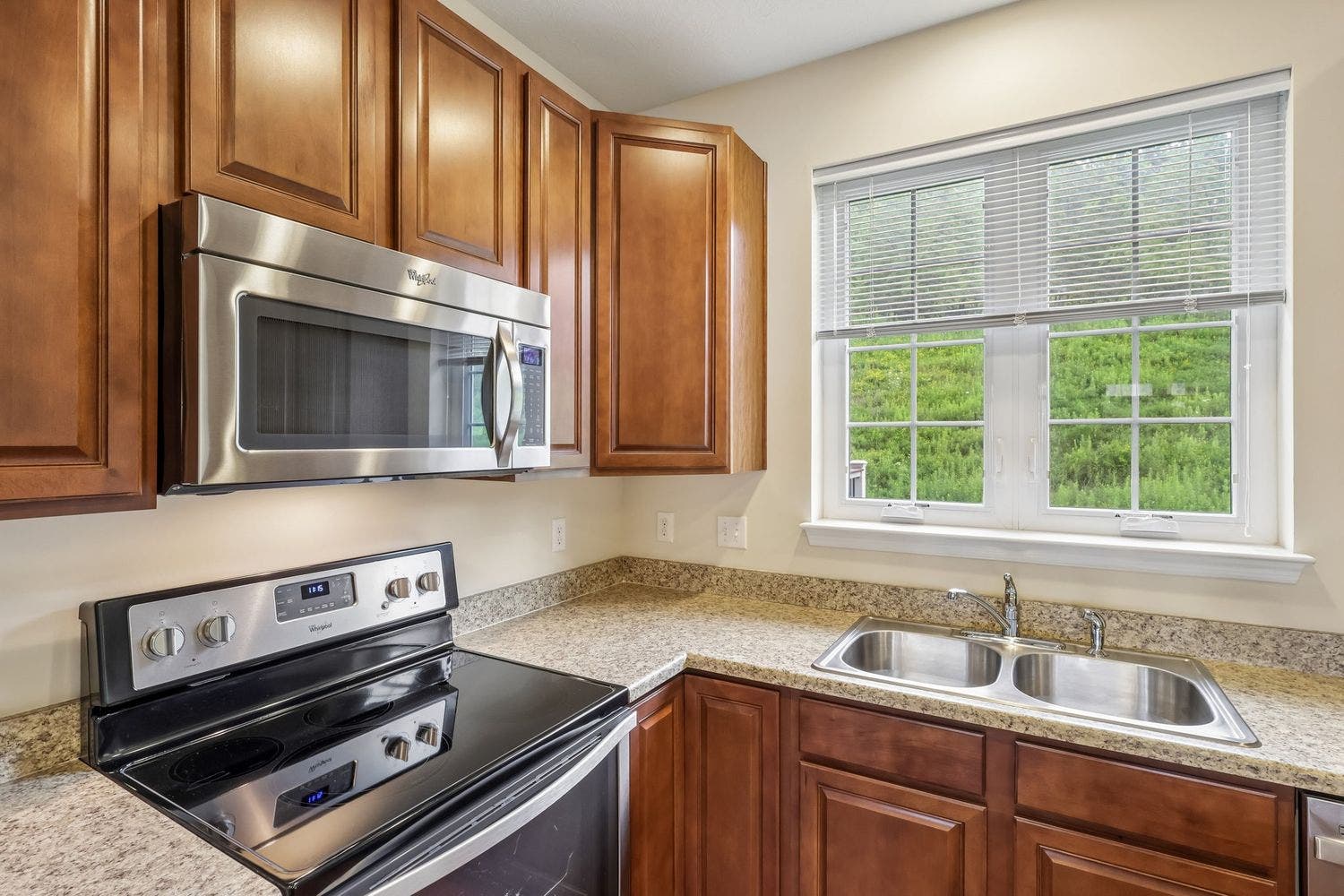 18 Remington Drive, Washington, PA 15301