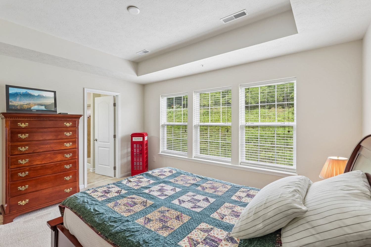 18 Remington Drive, Washington, PA 15301
