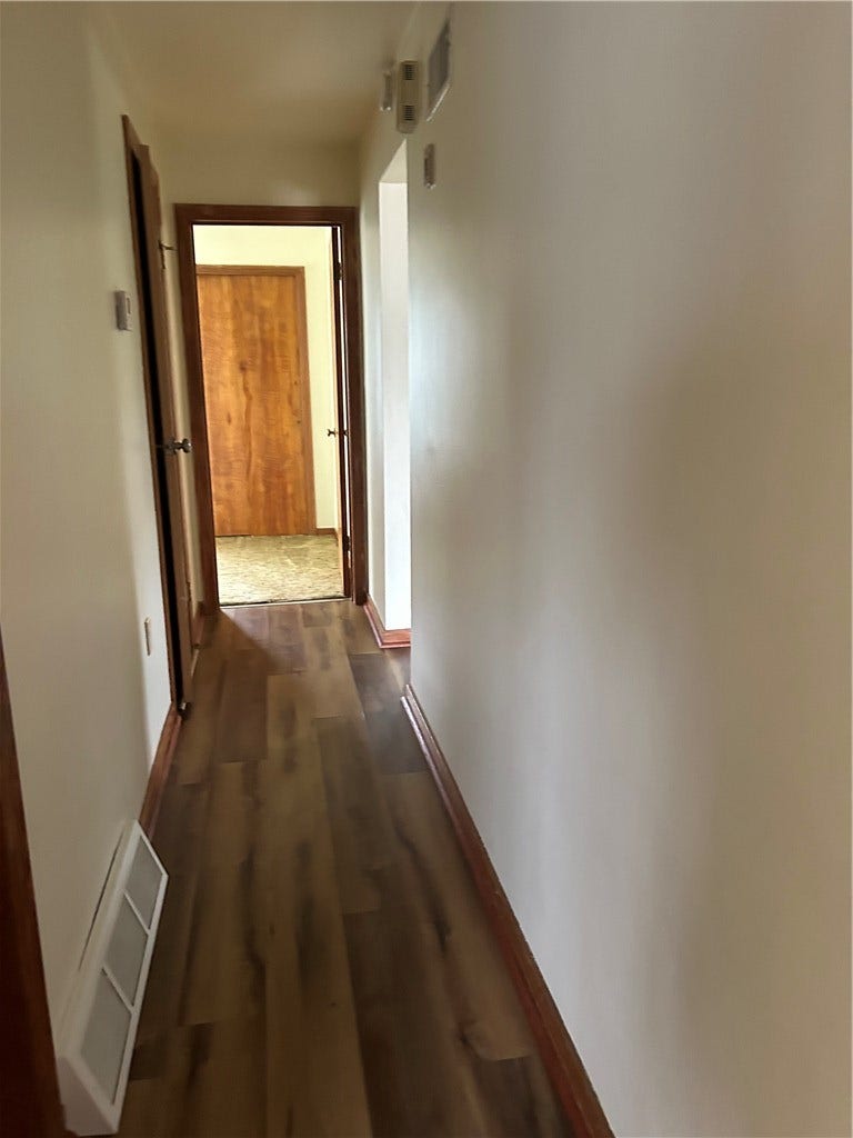 1416 Hawthorne St, Connellsville, PA 15425