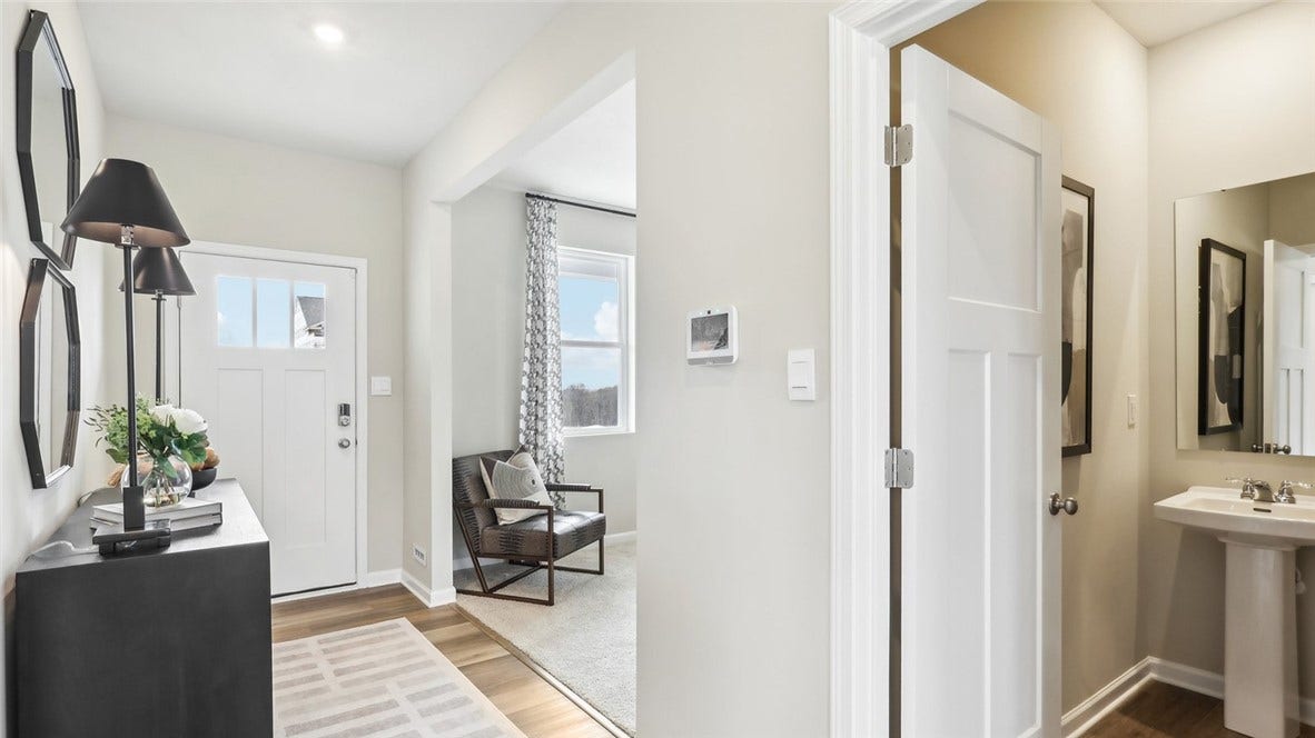 103 Olivia Dr, Hunker, PA 15639 Foyer