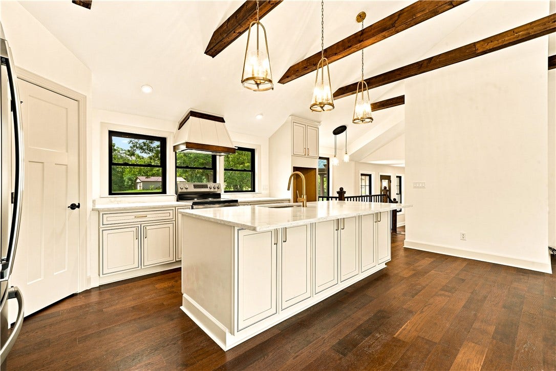 124 CUTRELL LANE, Scottdale, PA 15683