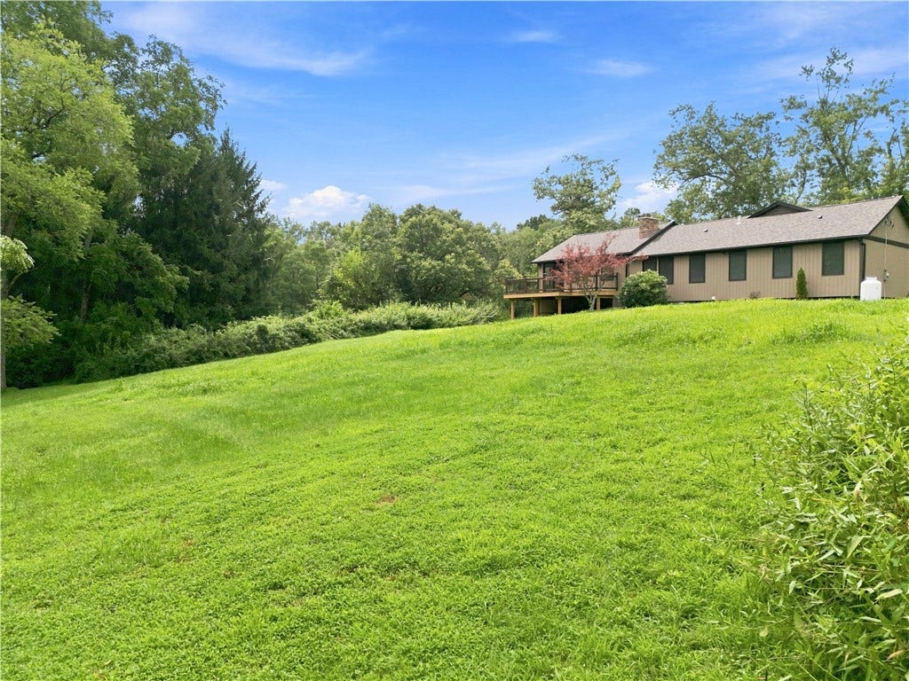 124 CUTRELL LANE, Scottdale, PA 15683