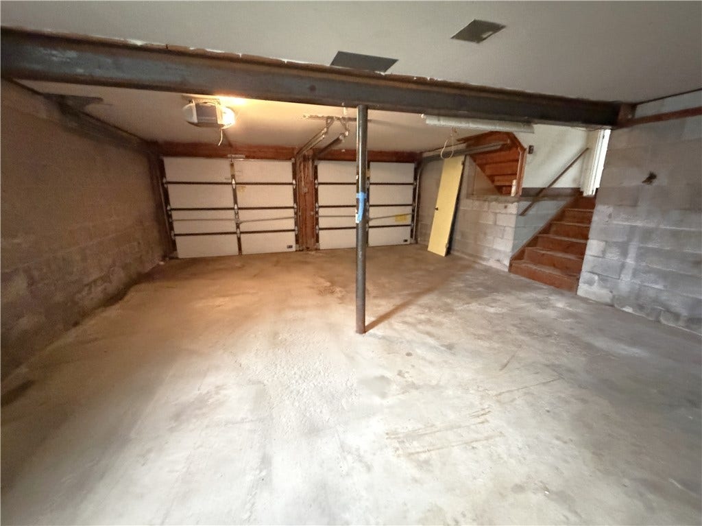 631 Wellington Drive, Greensburg, PA 15601