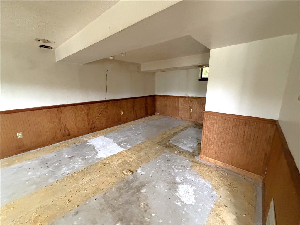 631 Wellington Drive, Greensburg, PA 15601