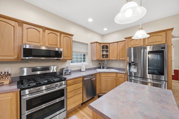 1915 Markley Drive, Sewickley, PA 15143