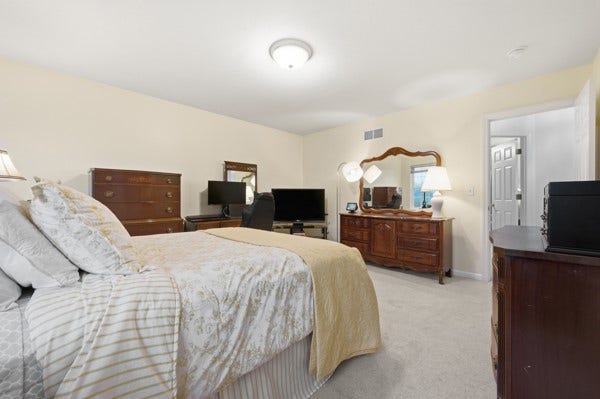 1915 Markley Drive, Sewickley, PA 15143