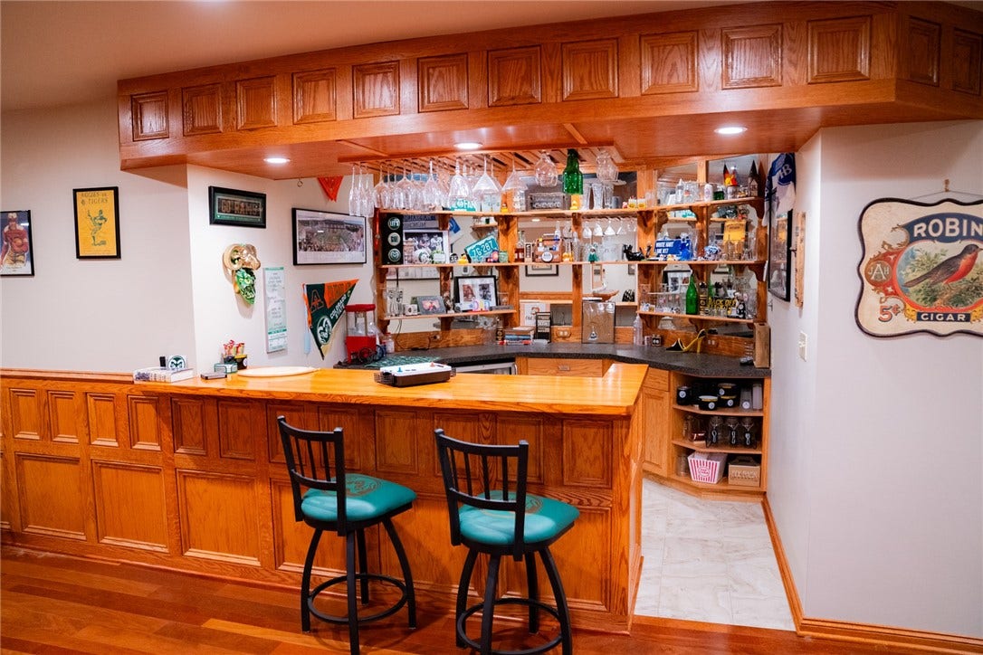 Bar with wooden judges panels