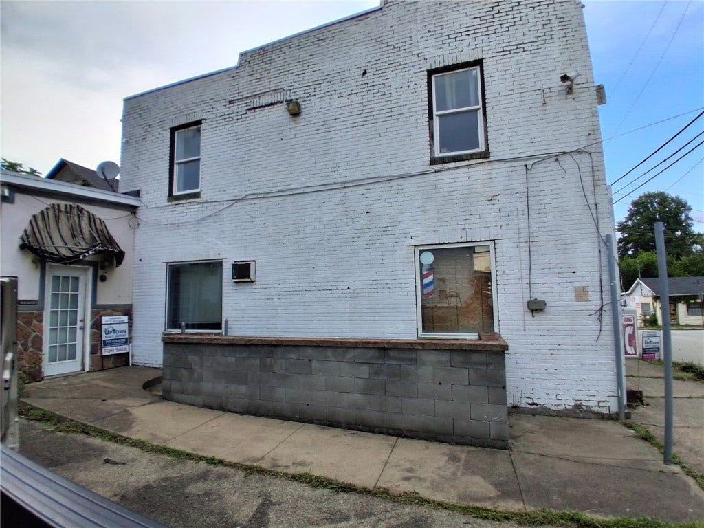 41 Searight Ave, Uniontown, PA 15401