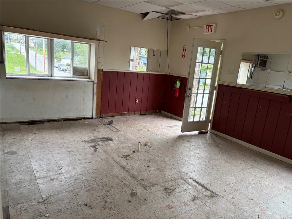 41 Searight Ave, Uniontown, PA 15401