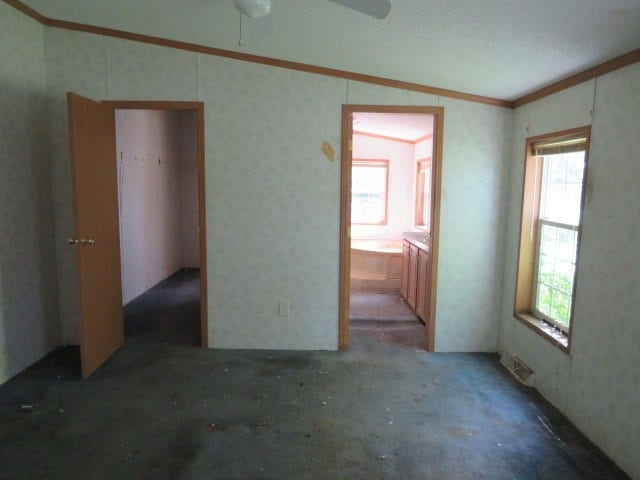 171 Mounts Rd, Washington, PA 15301 171 Mounts Rd, Washington, PA 15301