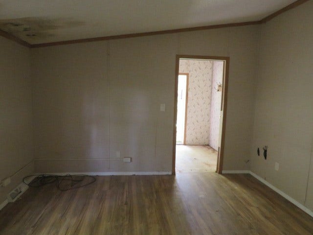 171 Mounts Rd, Washington, PA 15301