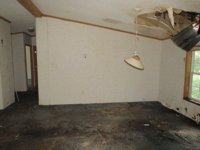 171 Mounts Rd, Washington, PA 15301 171 Mounts Rd, Washington, PA 15301
