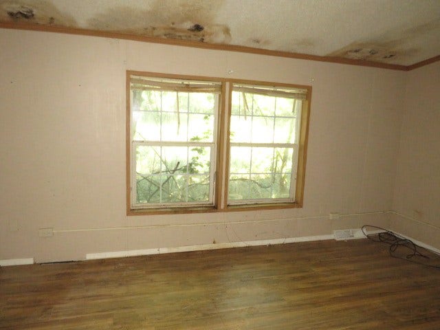 171 Mounts Rd, Washington, PA 15301