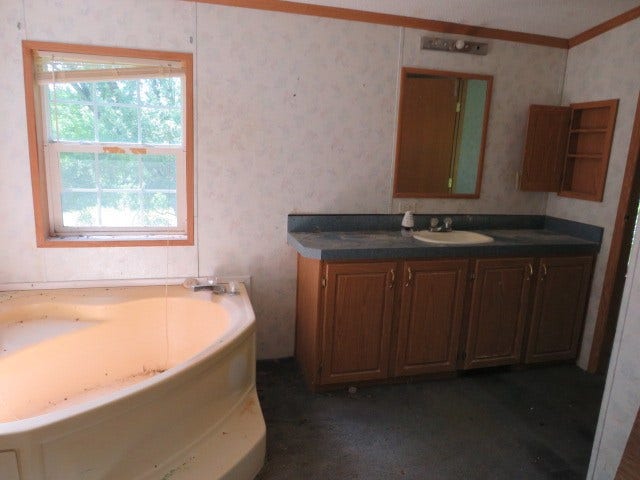 171 Mounts Rd, Washington, PA 15301 171 Mounts Rd, Washington, PA 15301