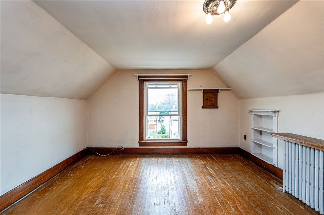 623 Brinker Ave, Latrobe, PA 15650 BEDROOM 3RD FLOOR