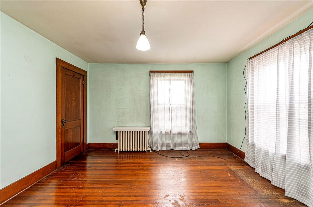 623 Brinker Ave, Latrobe, PA 15650 BEDROOM