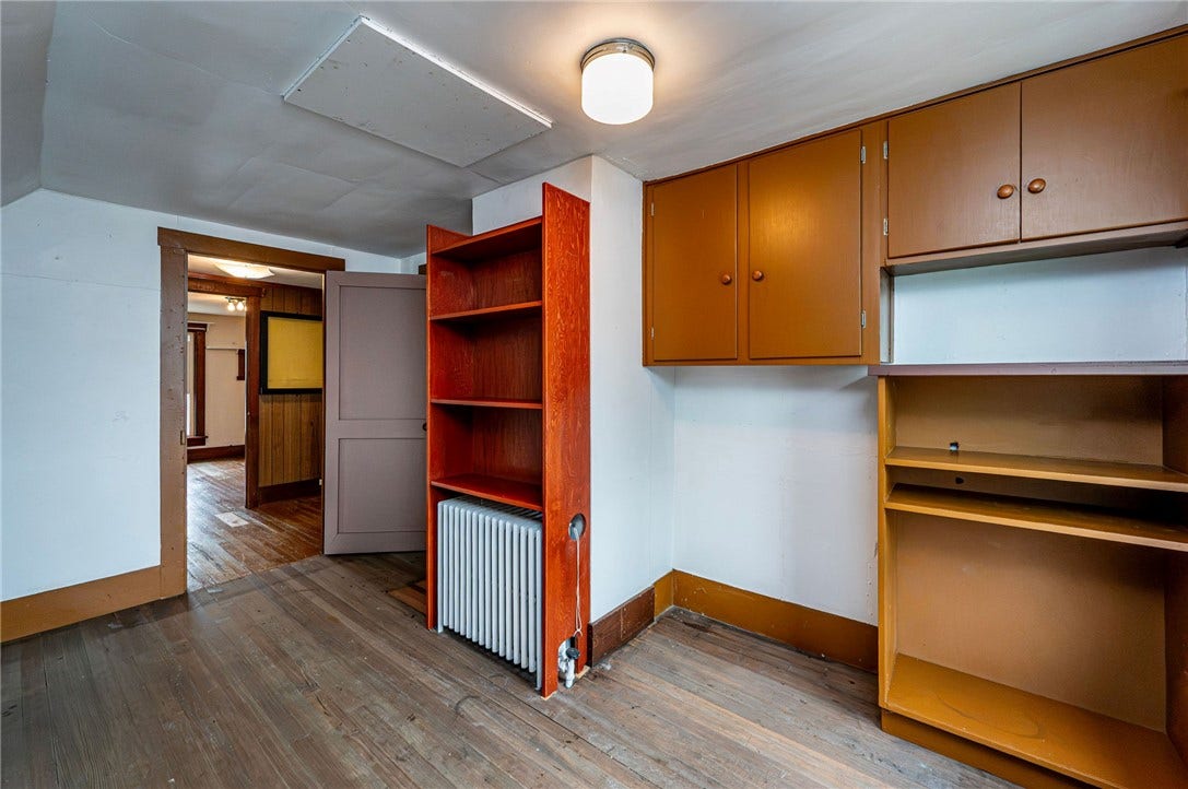 623 Brinker Ave, Latrobe, PA 15650 BEDROOM 3RD FLOOR